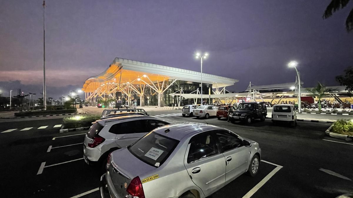 Vehicles staying at Sir M. Visvesvaraya Terminal for over 10 minutes have to pay parking fees