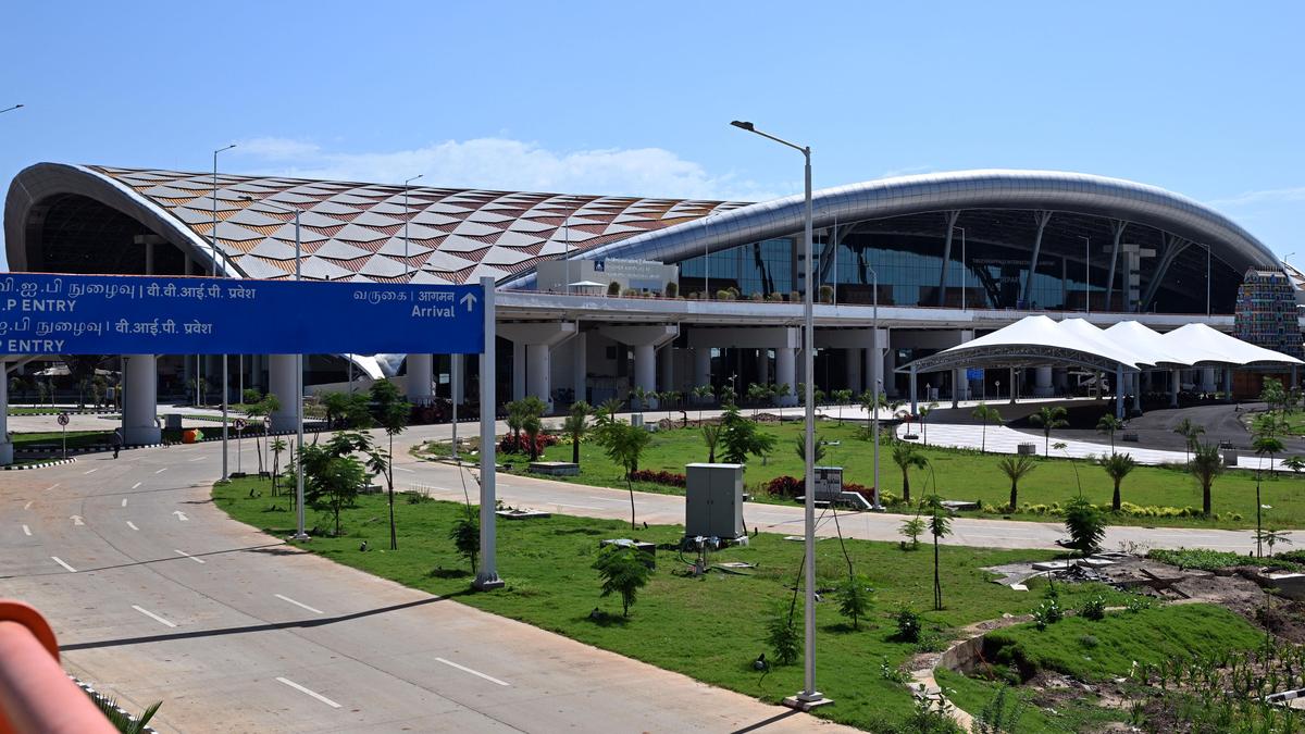 International courier cargo operations in Tiruchi airport not viable, AAI tells MP