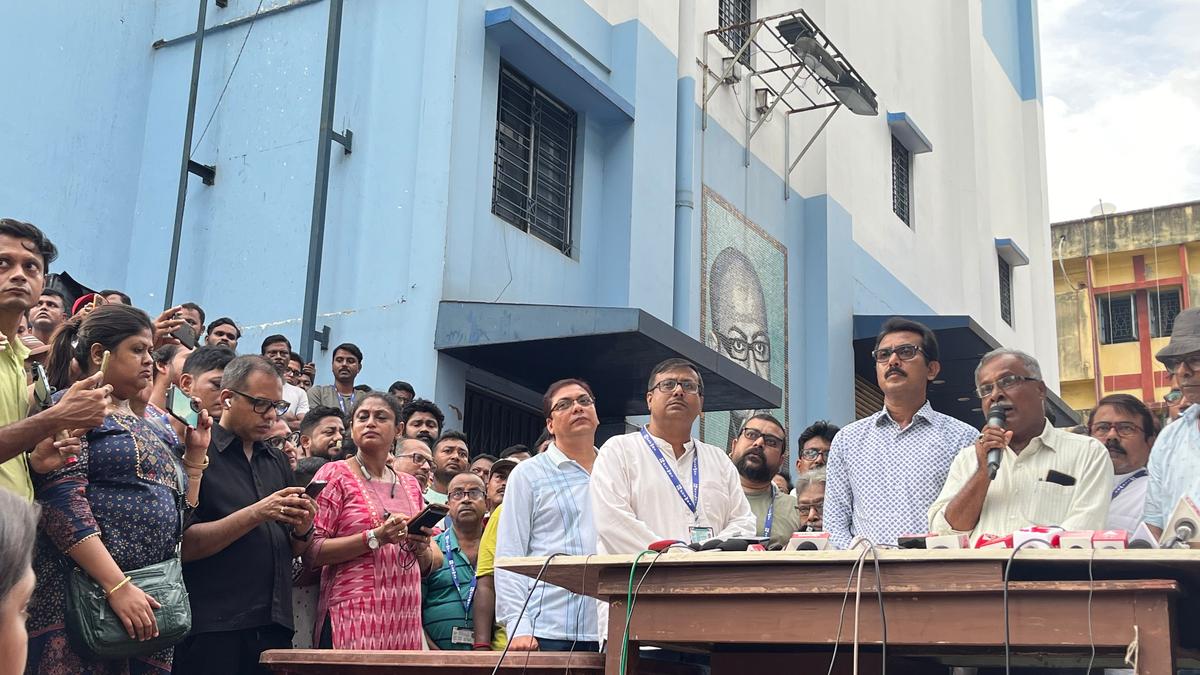 Shooting resumes in Kolkata studios after 2-day impasse ends