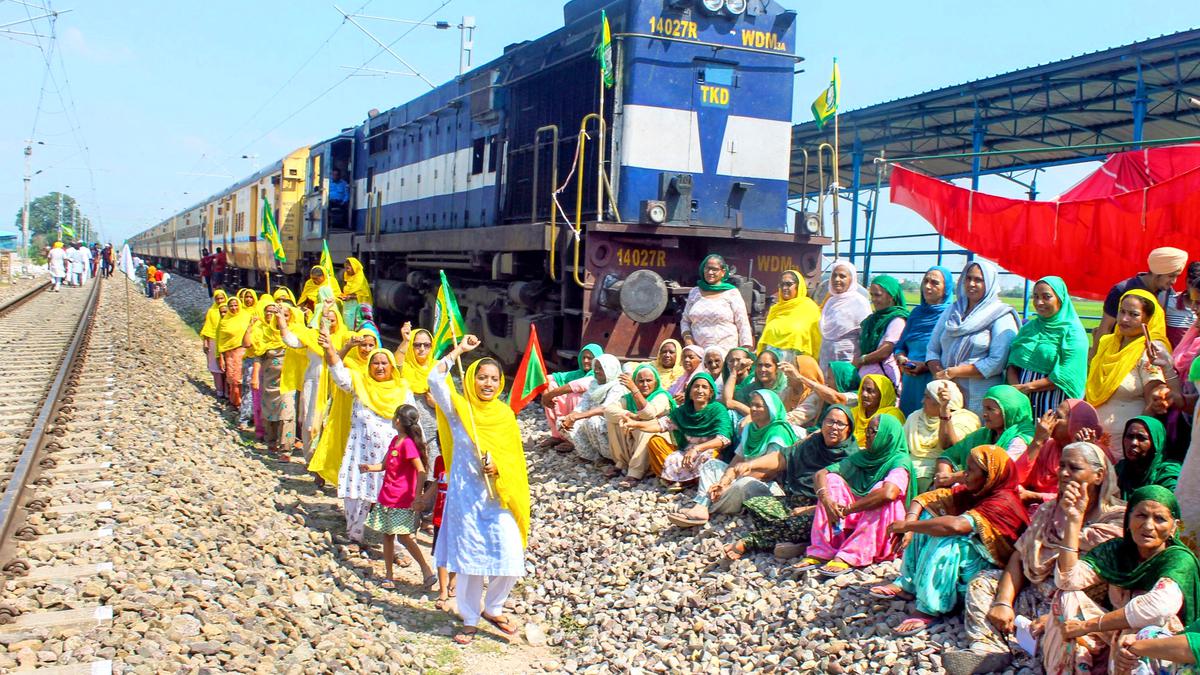 Six trains cancelled due to farmers’ protest in Punjab’s Gurdaspur
