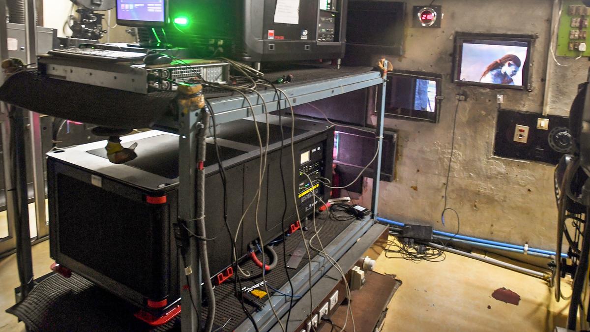 Double delight for cinemagoers as ‘Avatar-2’ made more engrossing with 4K projector at Jagadamba theatre in Visakhapatnam