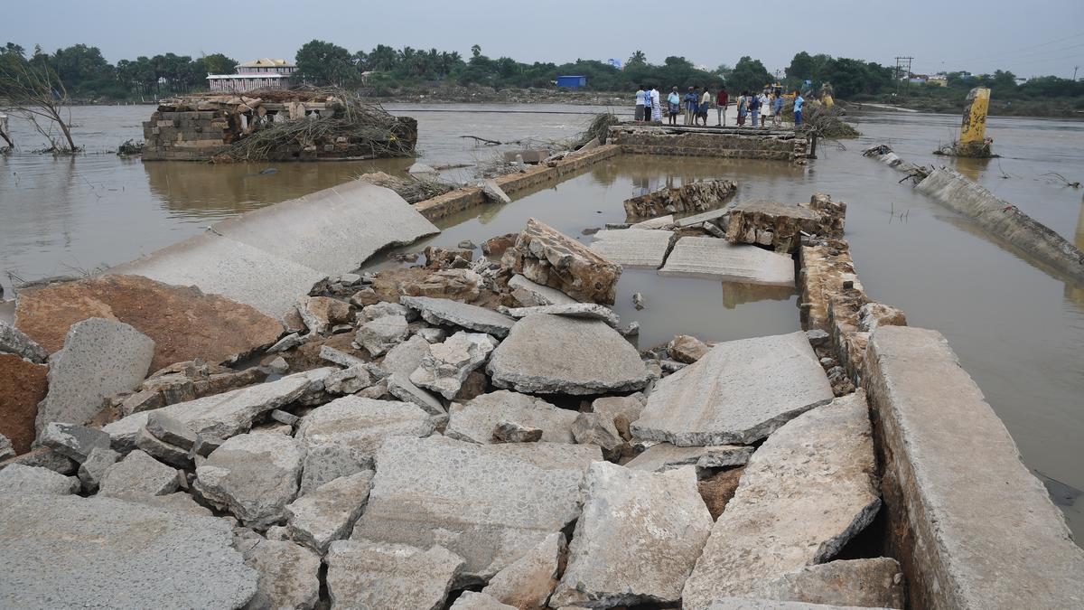 Flood damages causeway that provides shortest road link to residential areas on both sides of Tamirabharani in Tirunelveli