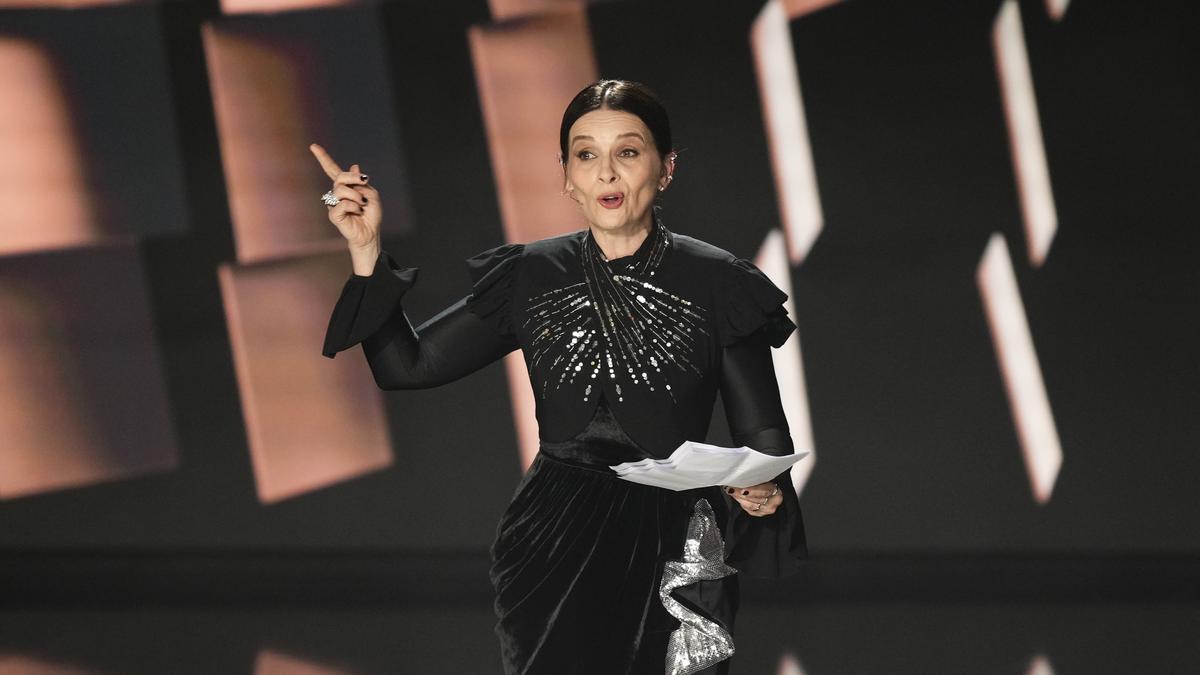 Juliette Binoche honoured at Spanish Goya film awards
