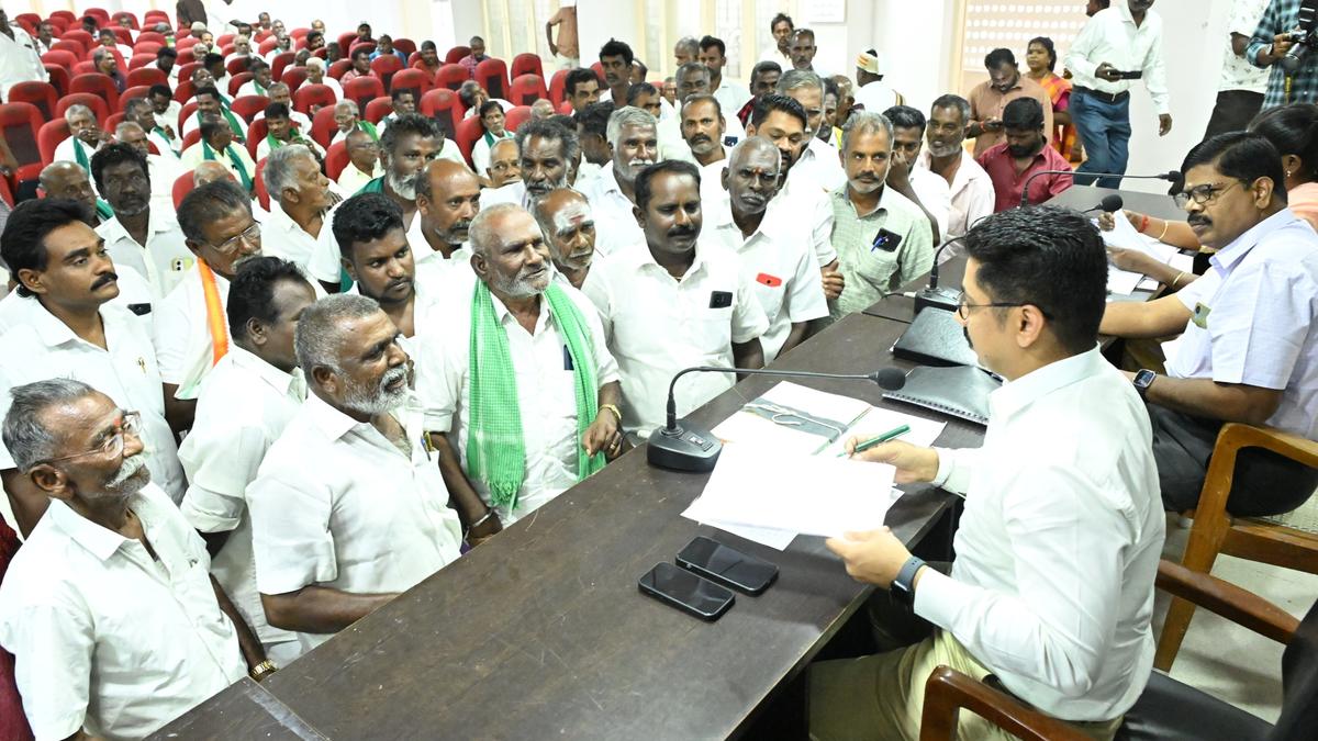 Ramanathapuram farmers demand crop insurance, flood relief at grievance meeting