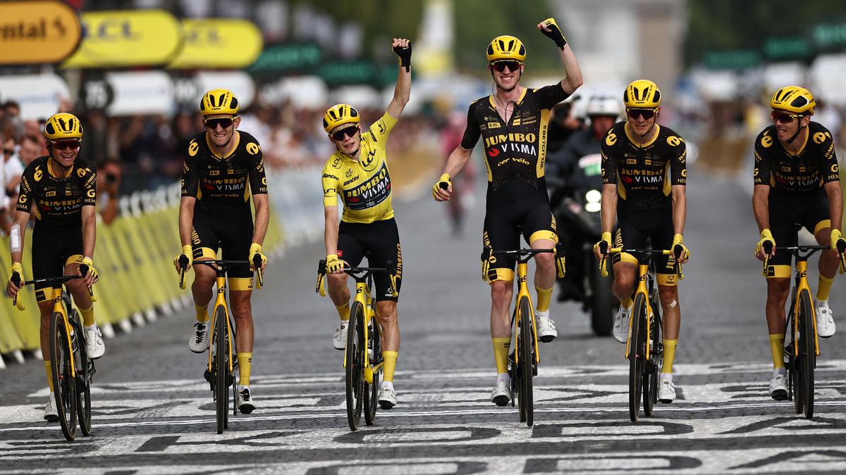 Danish rider Jonas Vingegaard wins Tour de France for 2nd straight year