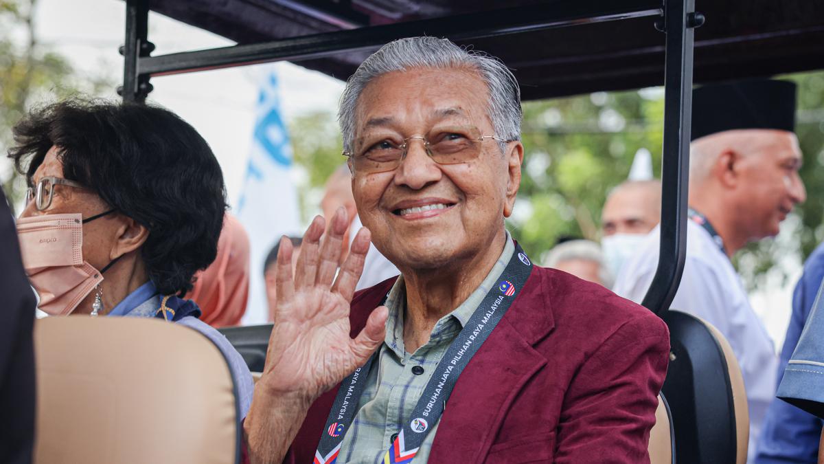 Malaysia ex-PM Mahathir faces first election defeat in 53 years