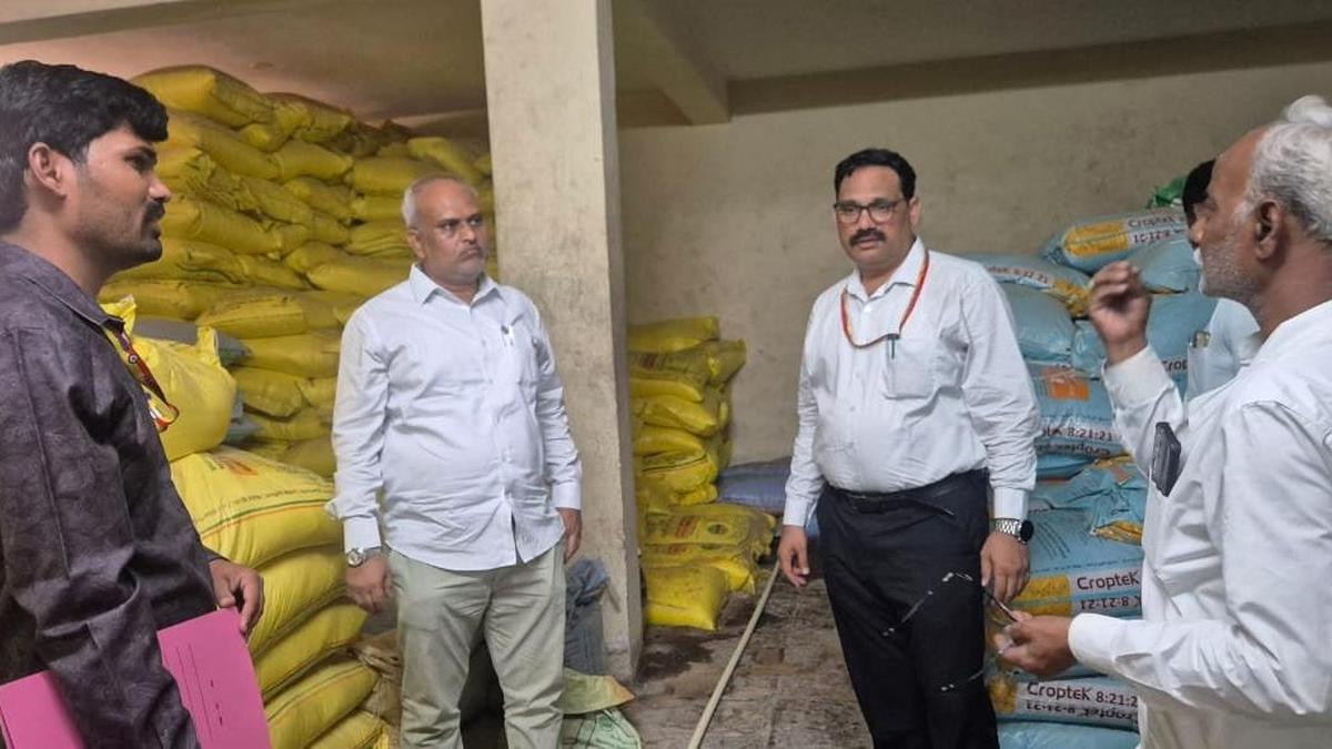 Officials from Agriculture Dept. conduct raids at input shops in Kalaburagi district following complaints of overcharging