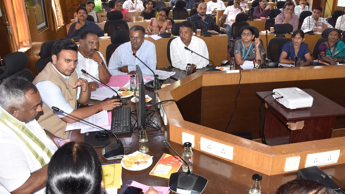 MCC tasked with identifying vending and non-vending zone for hawkers