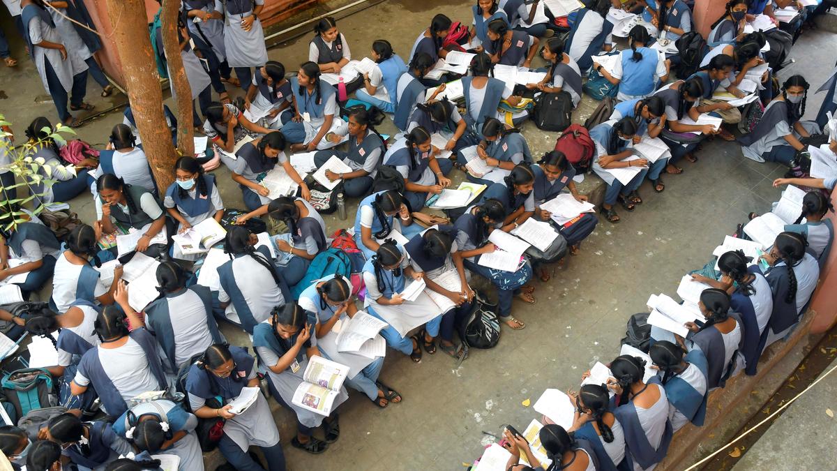 Under new Bengal project, government schools to share resources