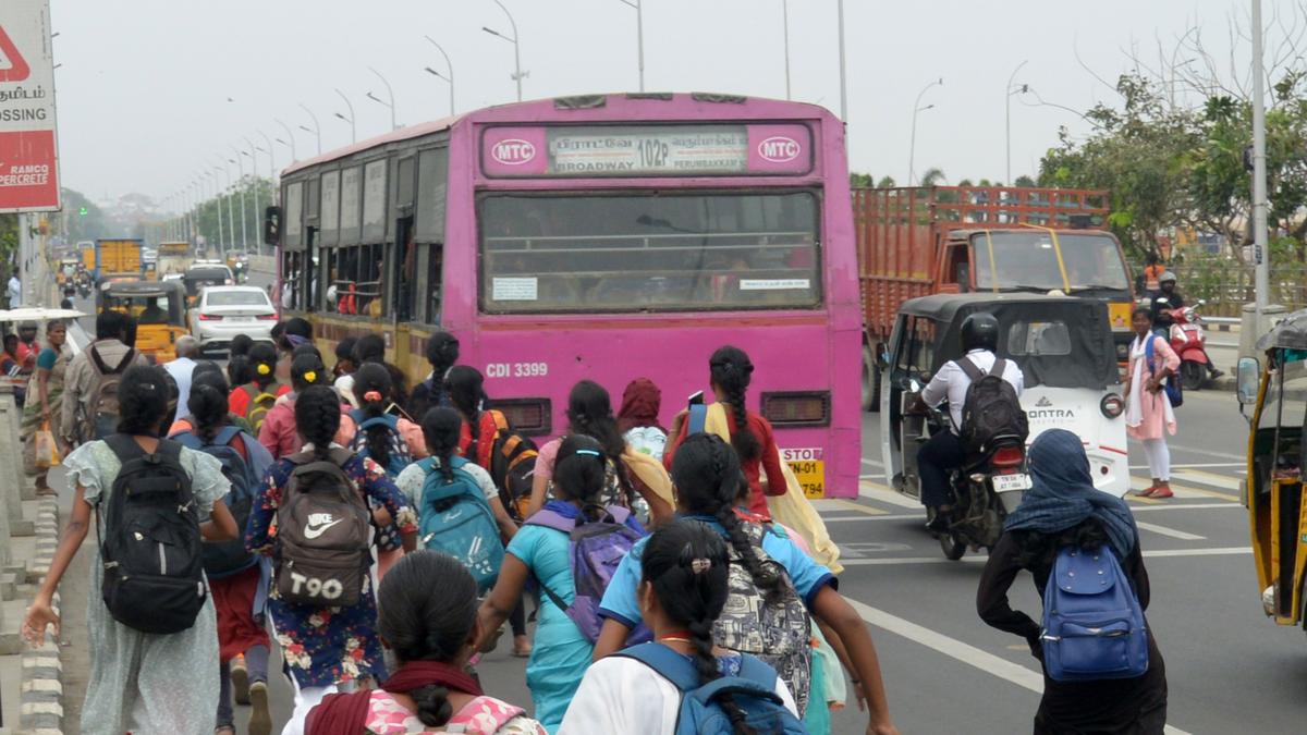 Villupuram students will be permitted free travel in T.N. government buses till new passes are issued