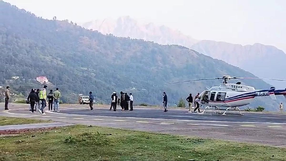 Forced to make emergency landing, CEC Rajiv Kumar spends night at far-flung Uttarakhand village