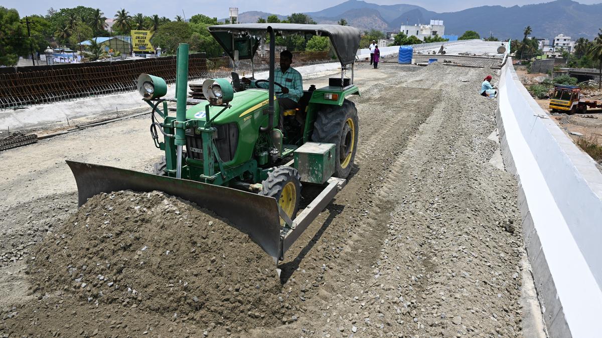 Public demands measures to expedite ROB work at Anaimedu in Salem