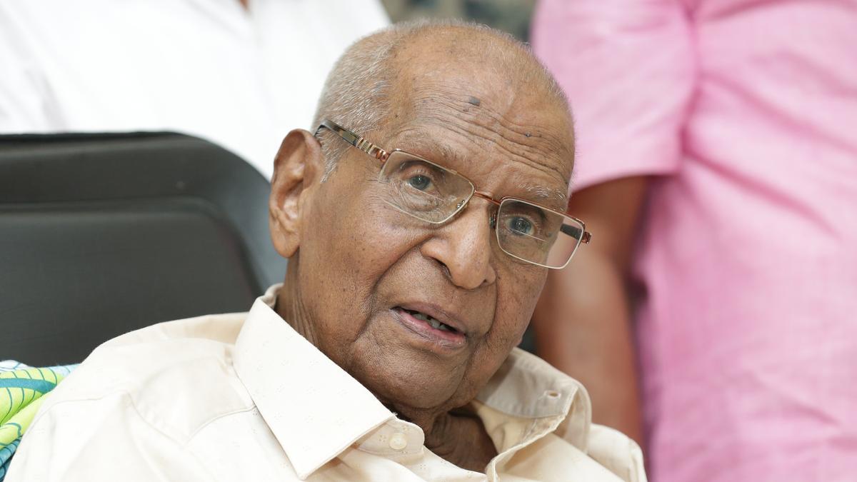 Kerala CPI(M) leader M.M. Lawrence passes away at 95
