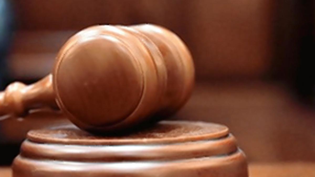 Towards emotionally unbiased judgments