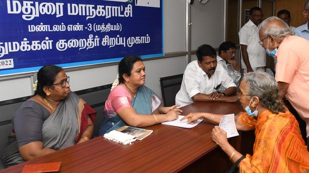 Dark streets and slushy roads add to residents’ woes in Madurai