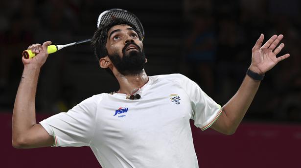 Kidambi Srikanth falters as India settle for silver with loss to Malaysia
