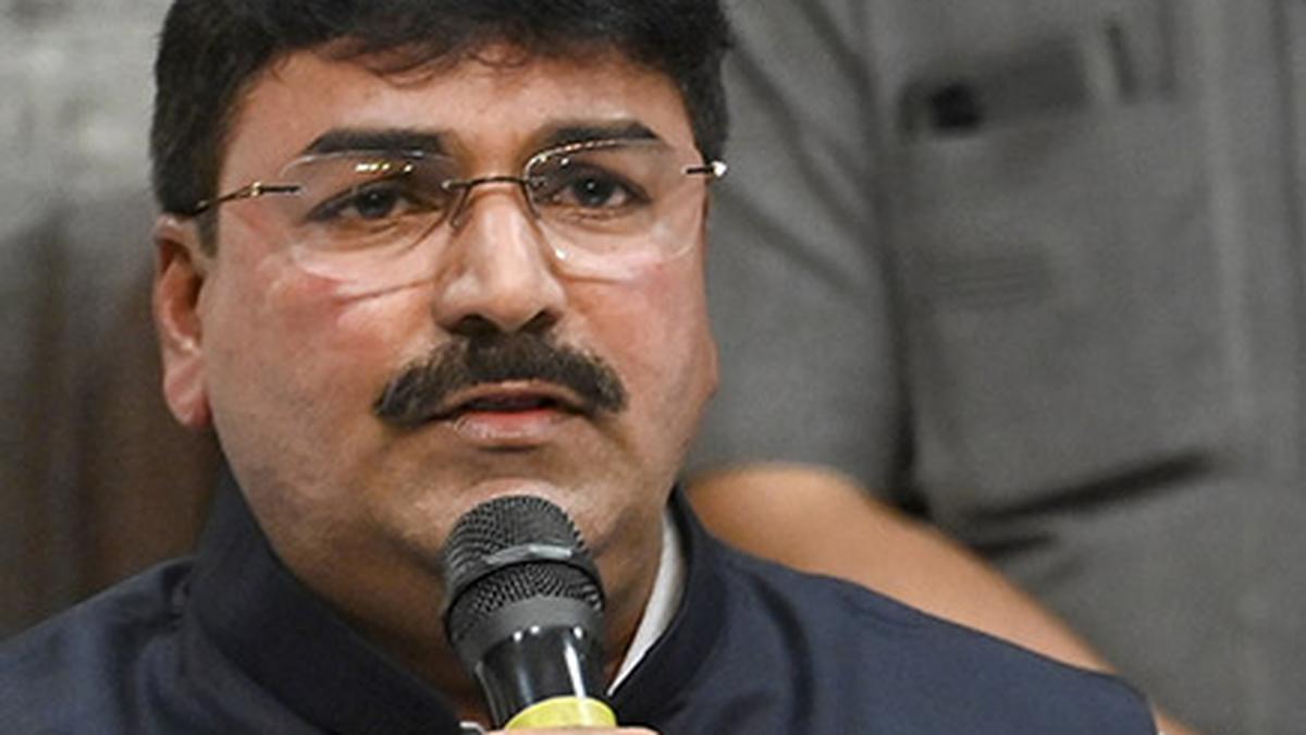 Court grants bail to Uddhav Thackeray, Sanjay Raut in defamation plea by Shiv Sena MP Rahul Shewale