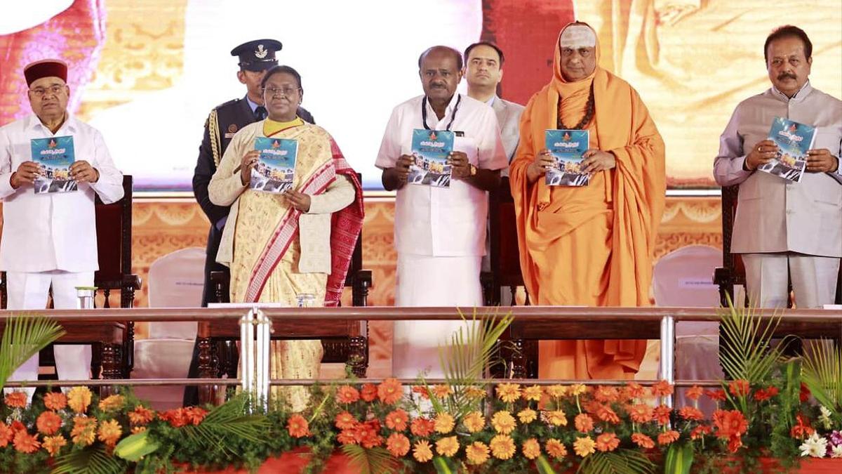 India needs power of technology as well as strength of values, says President