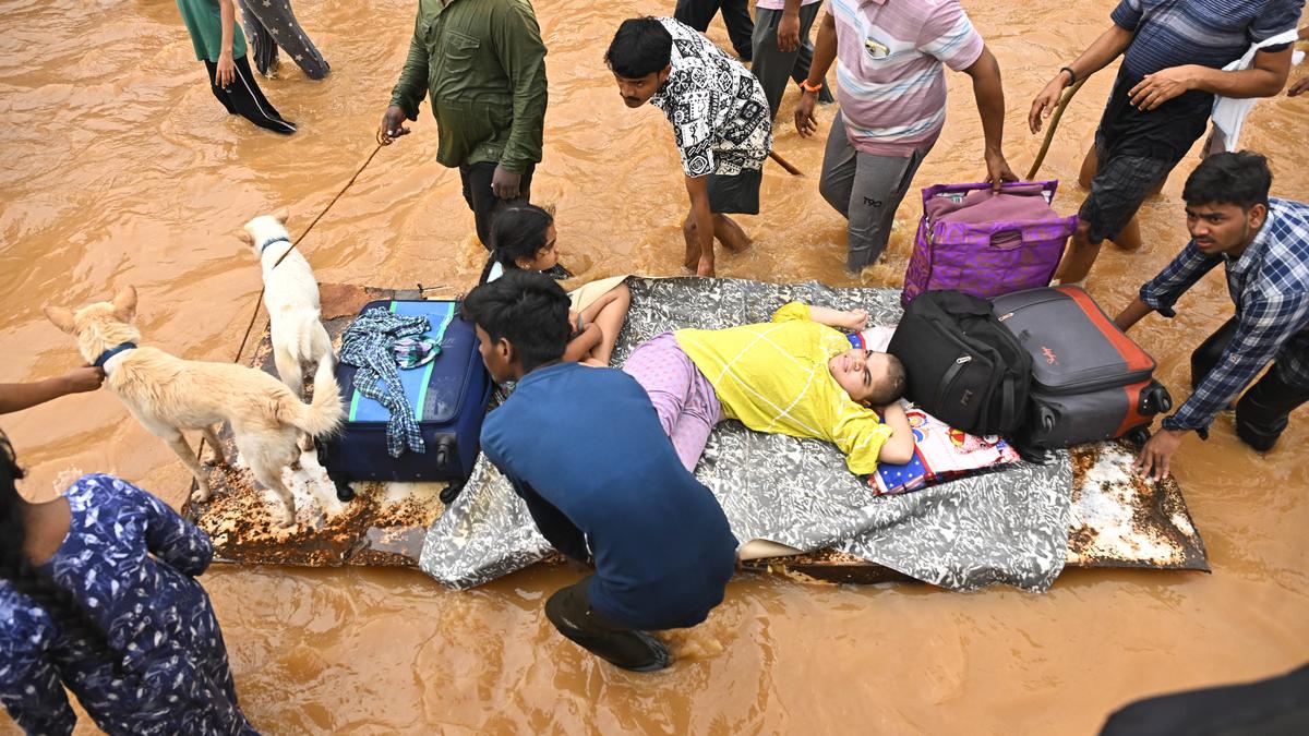 Andhra rains: 4.15 lakh people affected by rain and flood in Andhra Pradesh; Navy steps in