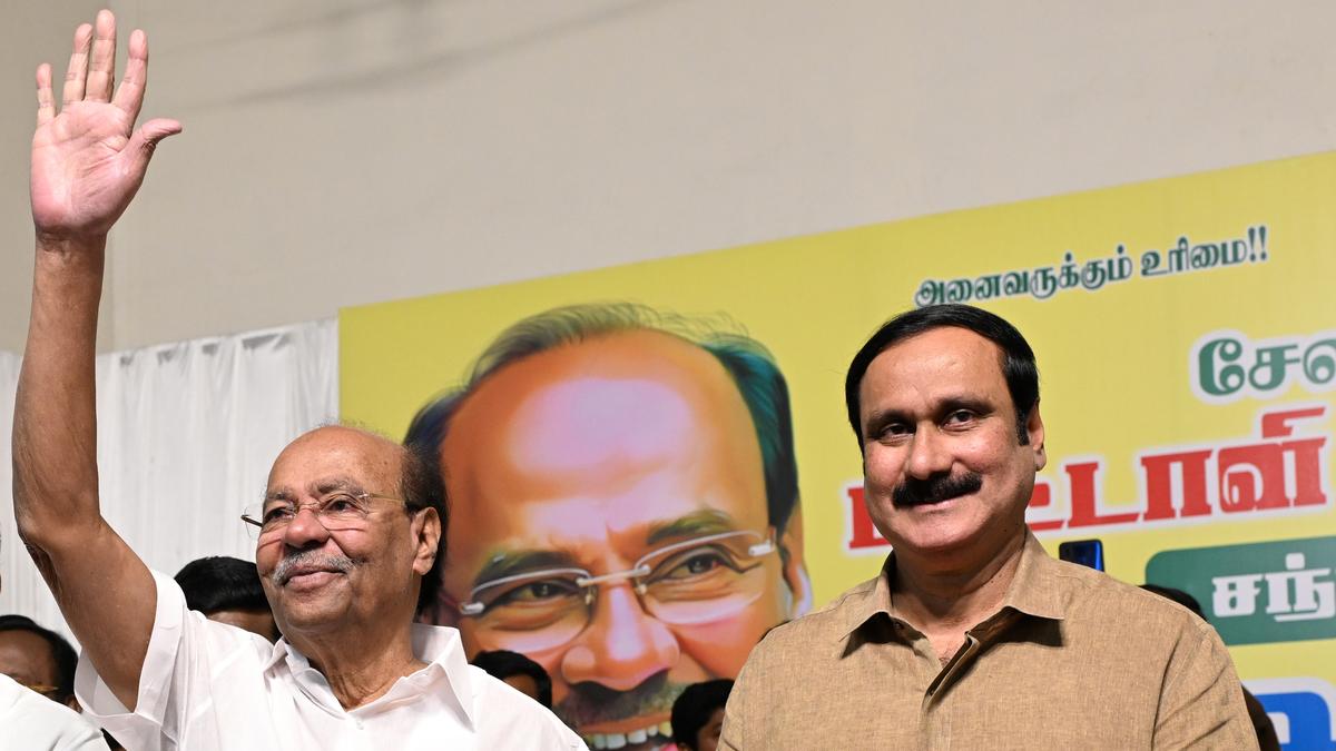 Over 200 PMK district office-bearers stay away from meeting called by Ramadoss
