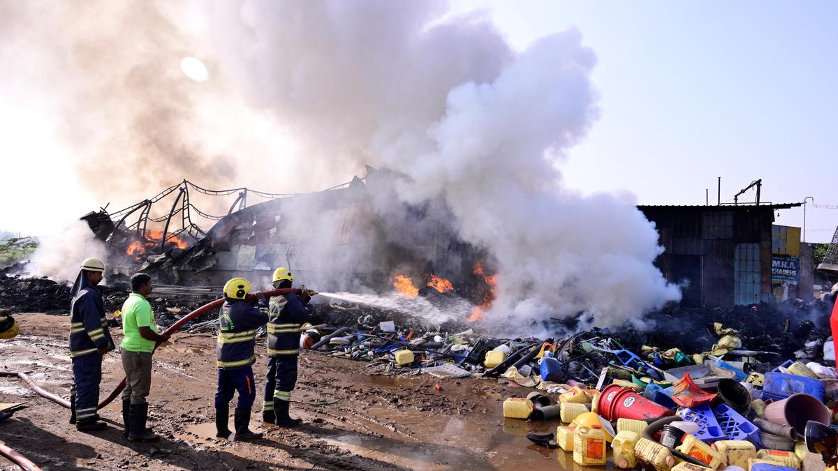 Major fire breaks out at godown storing plastic scrap in Dindigul