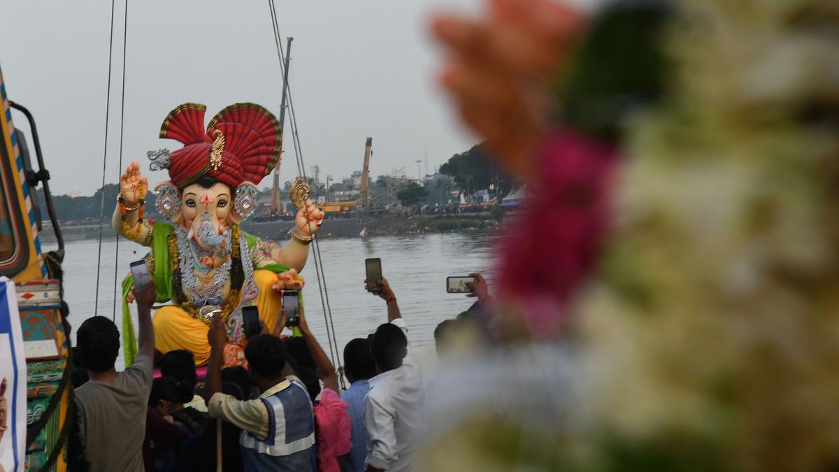 It’s free-for-all at Ganesh immersion points in Hyderabad