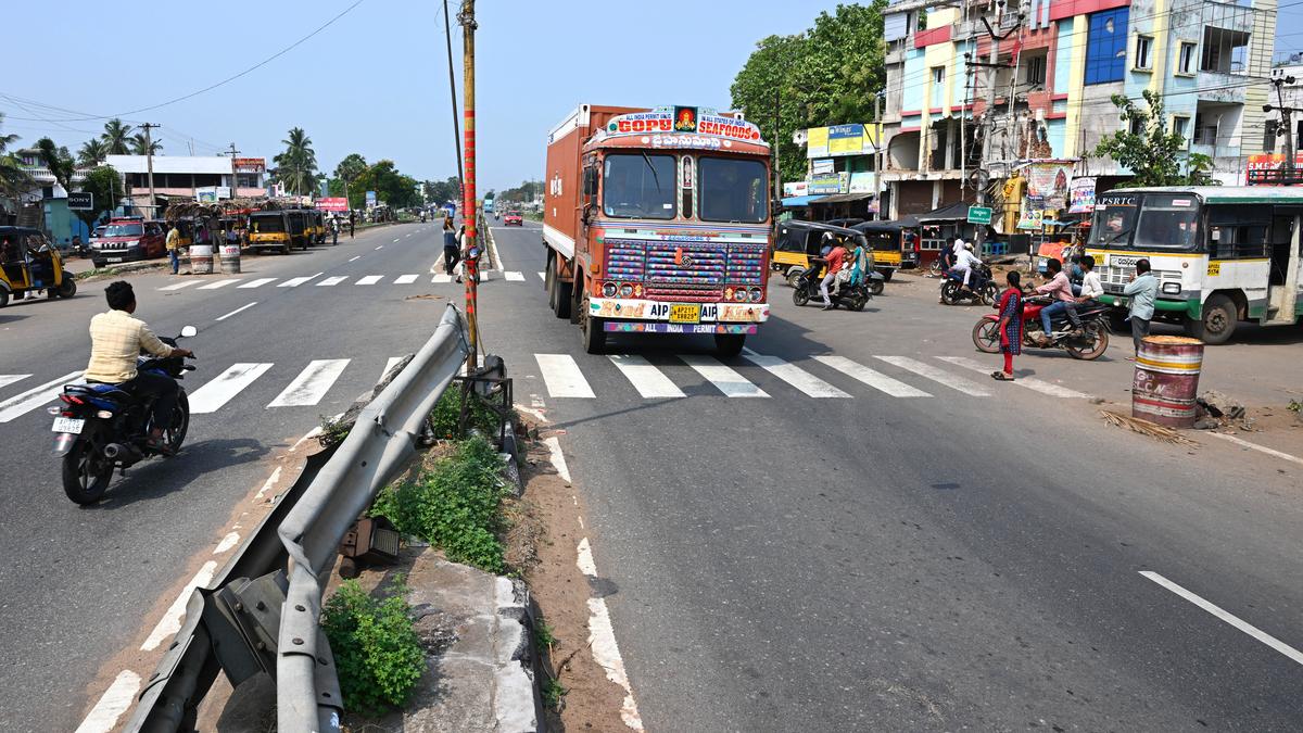 Vizianagaram MP promises to hold meeting with NHAI officials on construction of bridge and highway expansion in Ranasthalam