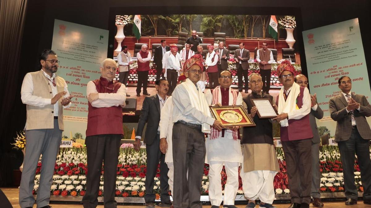 Shivamogga farmer receives national award in New Delhi