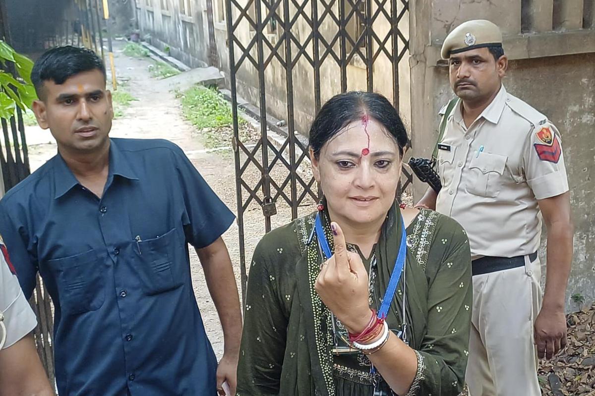 TMC worker intimidating voters in Asansol, says BJP’s Agnimitra Paul