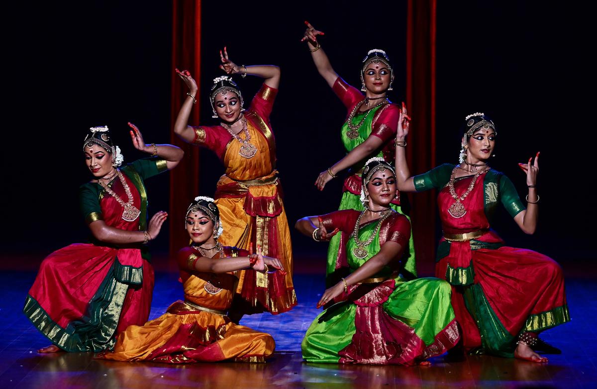 Perfect coordination among the dancers was the high point of the performance.