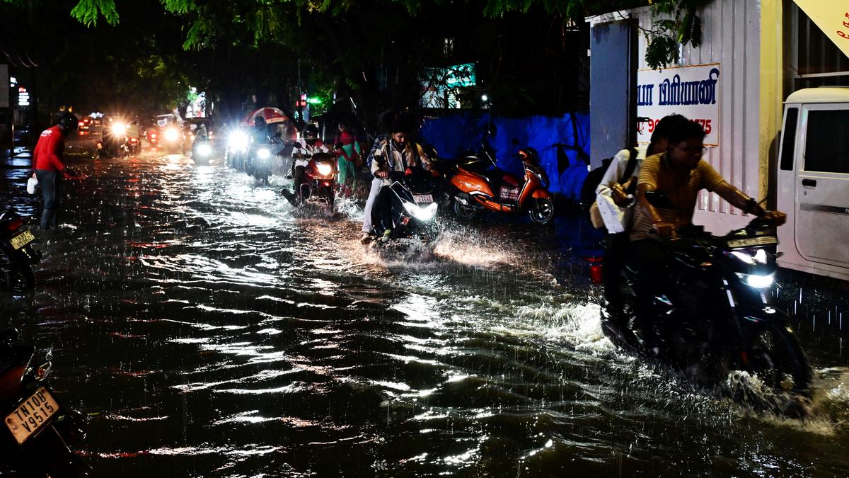 சென்னை, காஞ்சி உள்ளிட்ட 12 மாவட்டங்களில் கனமழை வாய்ப்பு