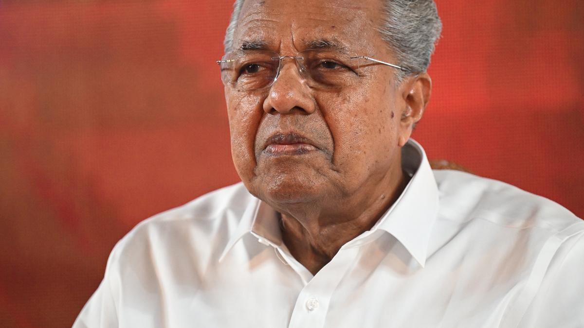 Five arrested for chasing Kerala Chief Minister’s convoy in Kozhikode
