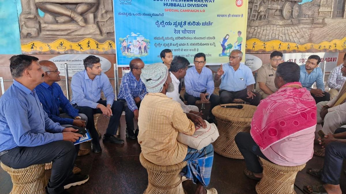 Hubballi hosts Rail Chaupal as part of Swachhata Abhiyan