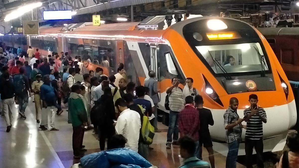 Kerala’s second Vande Bharat to run in orange, blue colours on alternate days
