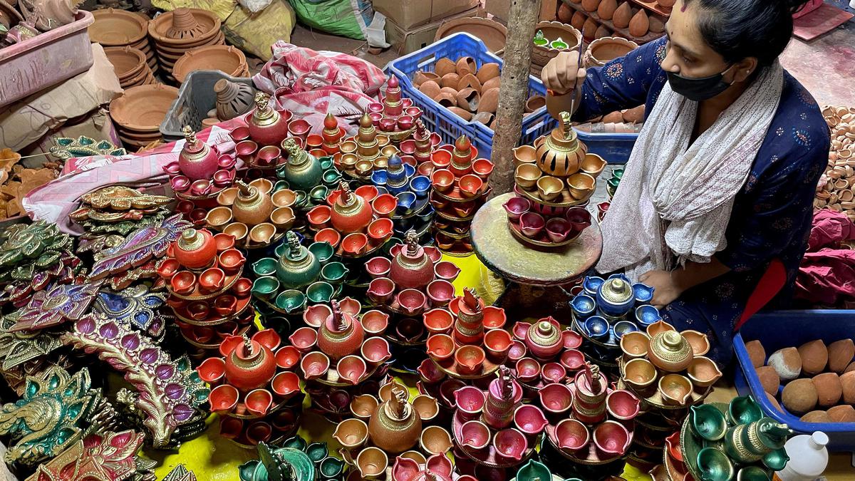 Despite rains in Bengaluru, lamp sales soar ahead of Deepavali