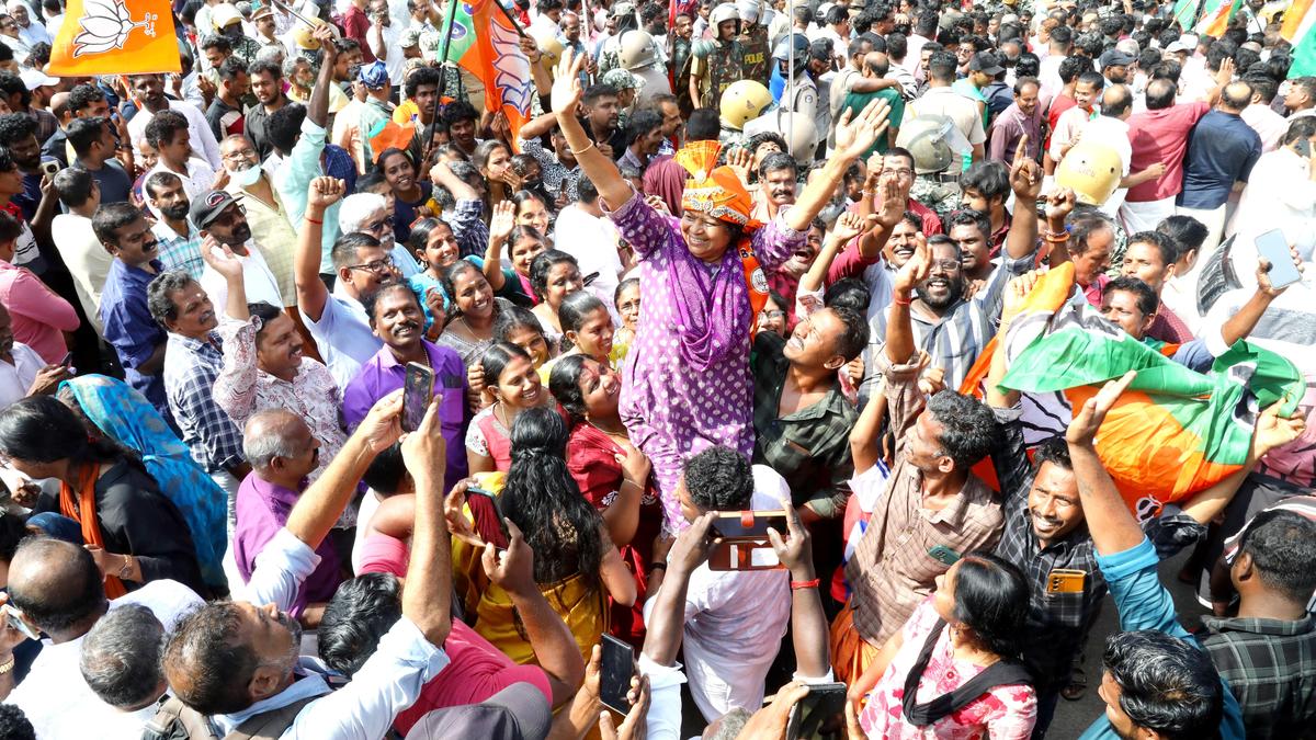 LDF hegemony weakens in Kollam