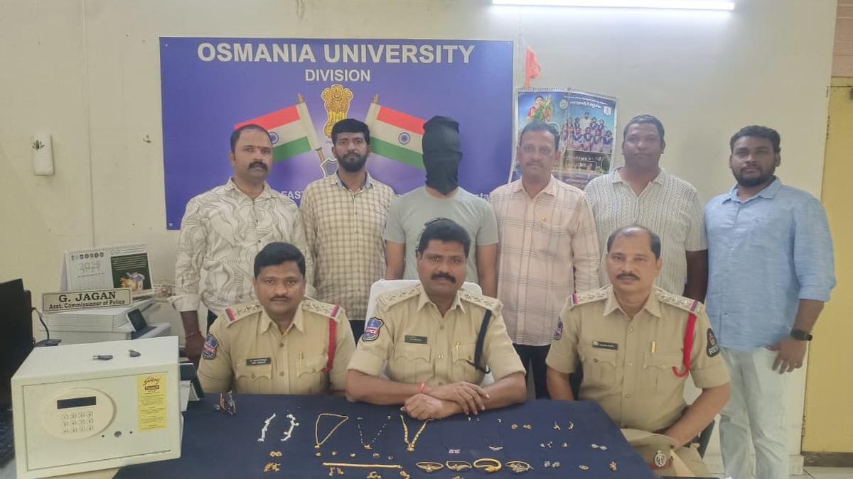 Physiotherapist arrested for burglary, 14.5 tolas gold recovered