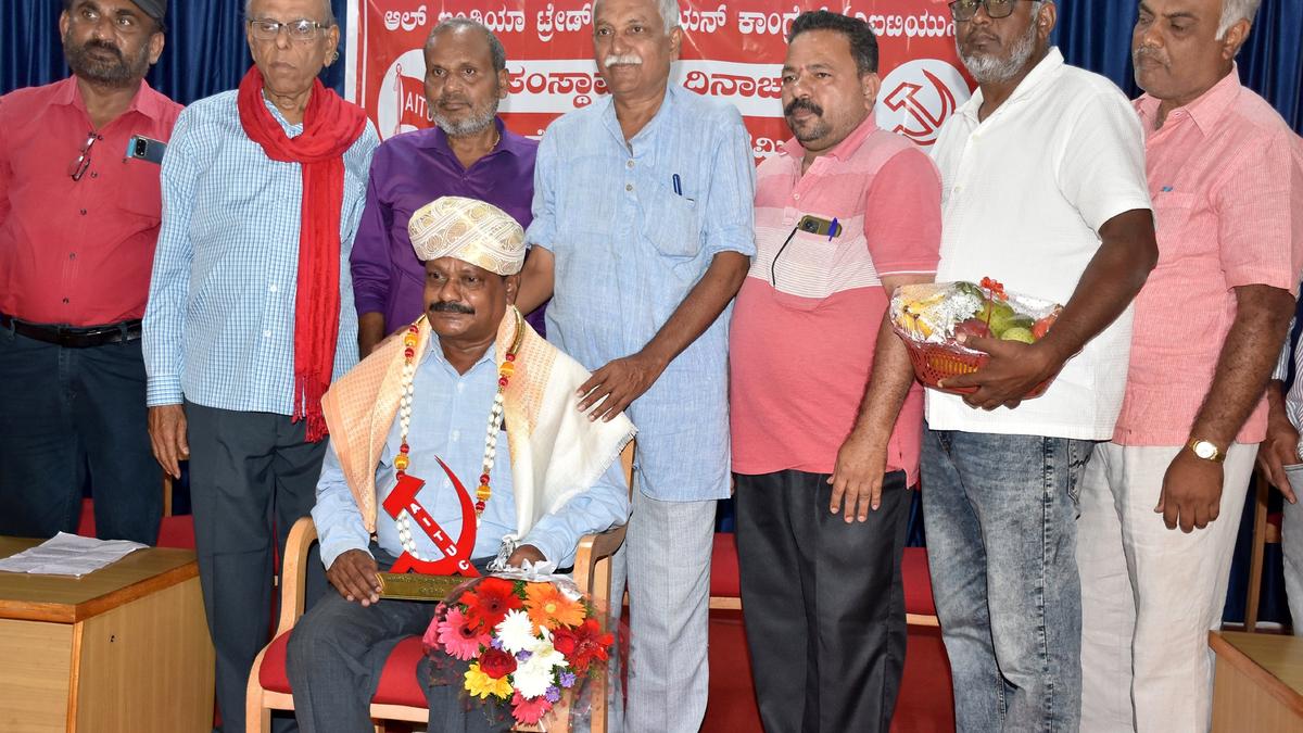 AITUC celebrates 105th Foundation Day in Mysuru