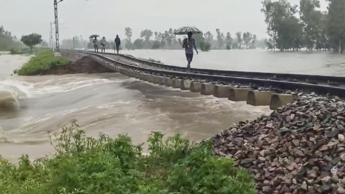 Water released from Uttarakhand dams, rain in catchment areas cause ...