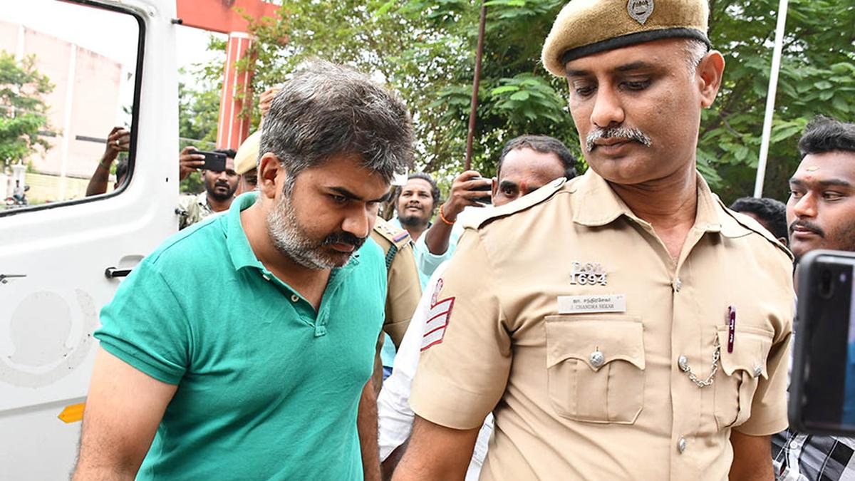 Supreme Court grants interim bail to ED officer Ankit Tiwari in graft case