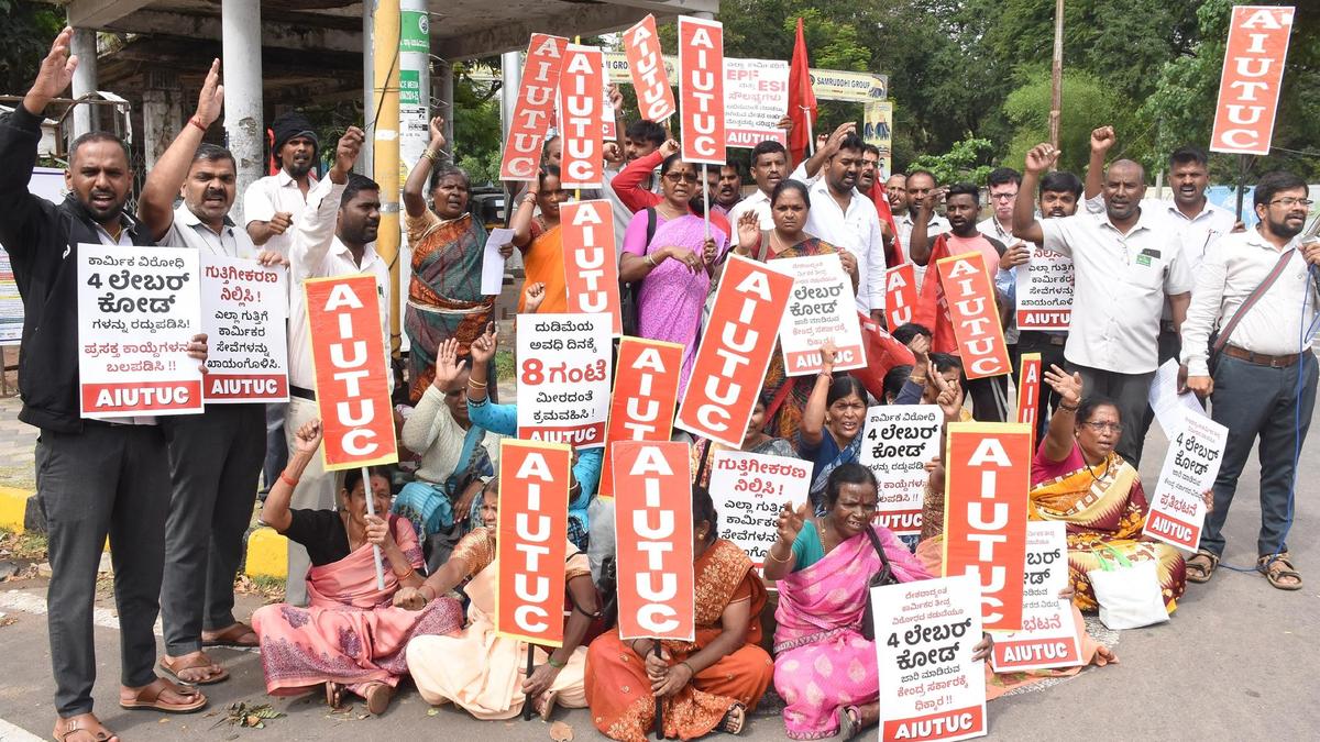 Trade unions slam Centre on four labour codes