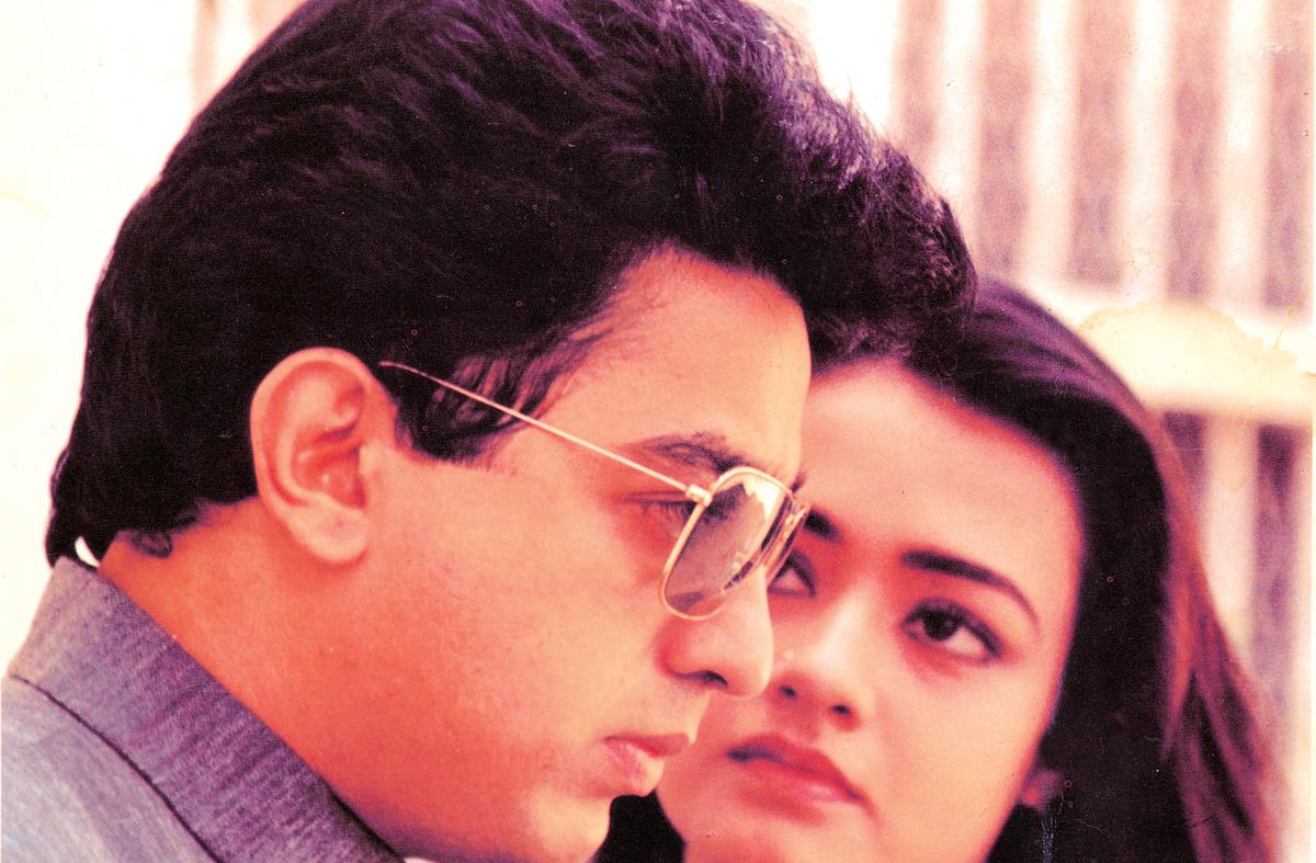 Kamal and Amala in 'Pushpak'