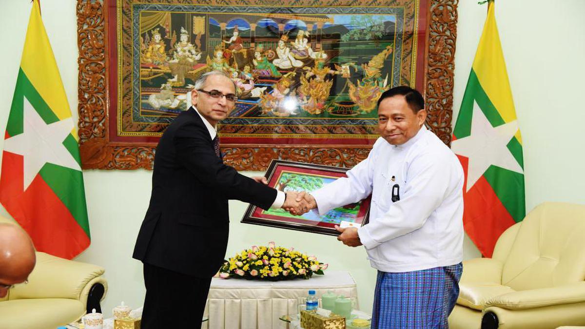 Foreign Secretary meets Myanmar military leaders, discusses border management