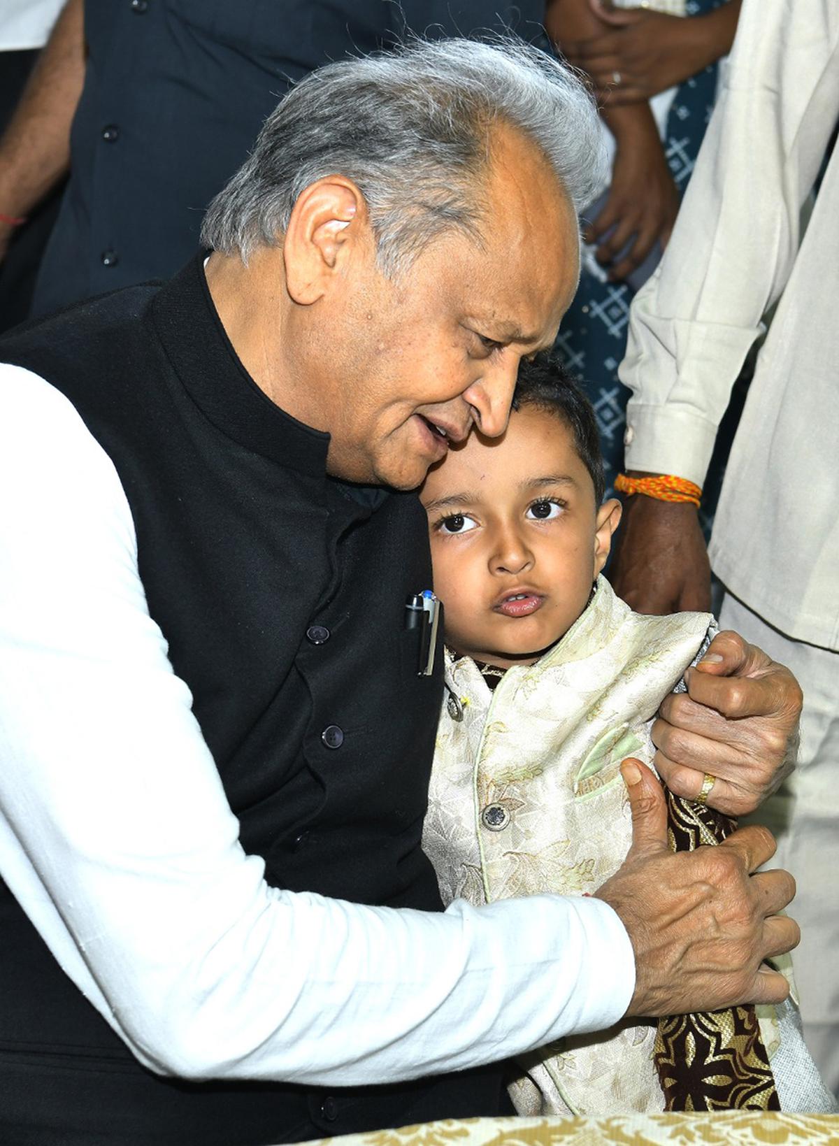 Rajasthan CM celebrates Deepavali with children orphaned during COVID-19