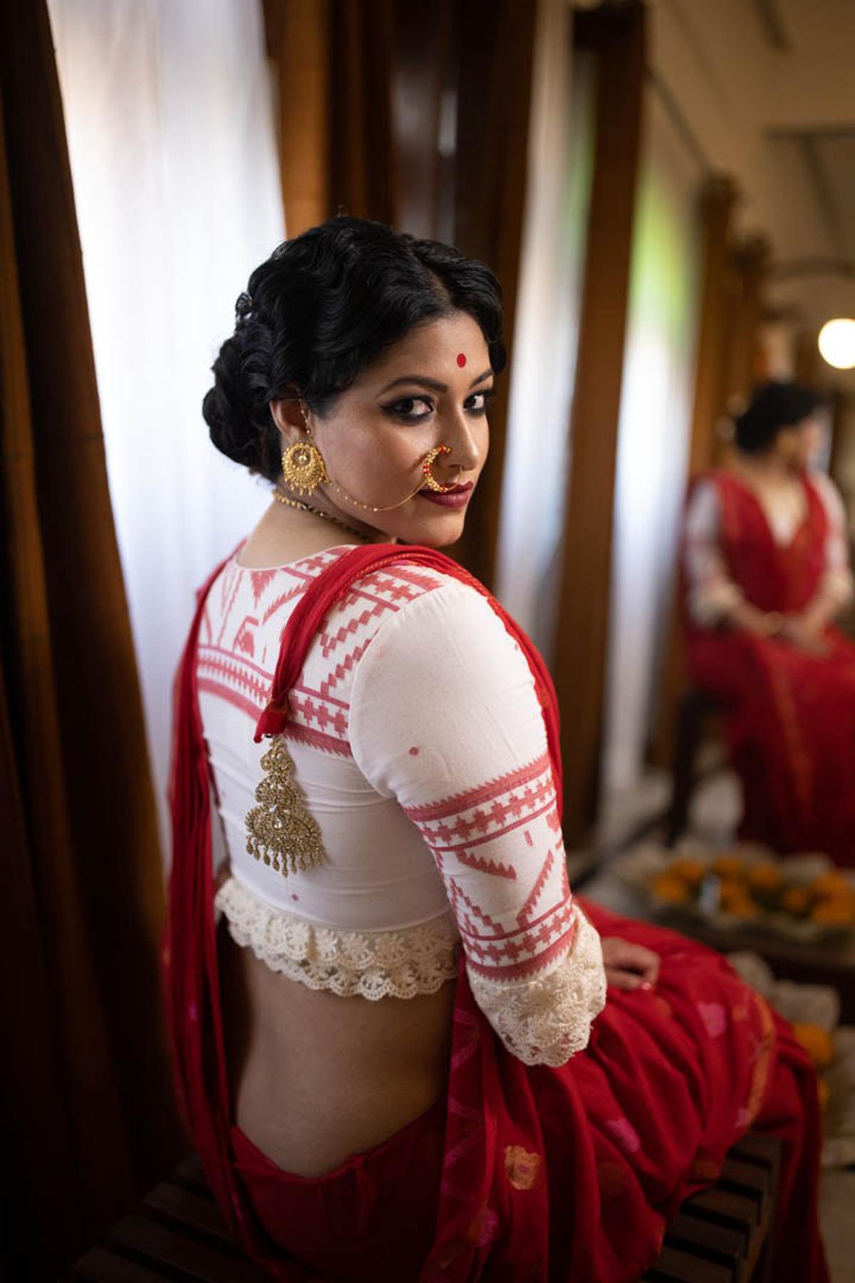 The magic of Hyderabadi Sari Draping Style ✨ #Kalpanashahdrapes#sari #saree  #sareelove #sareefashion… | Instagram