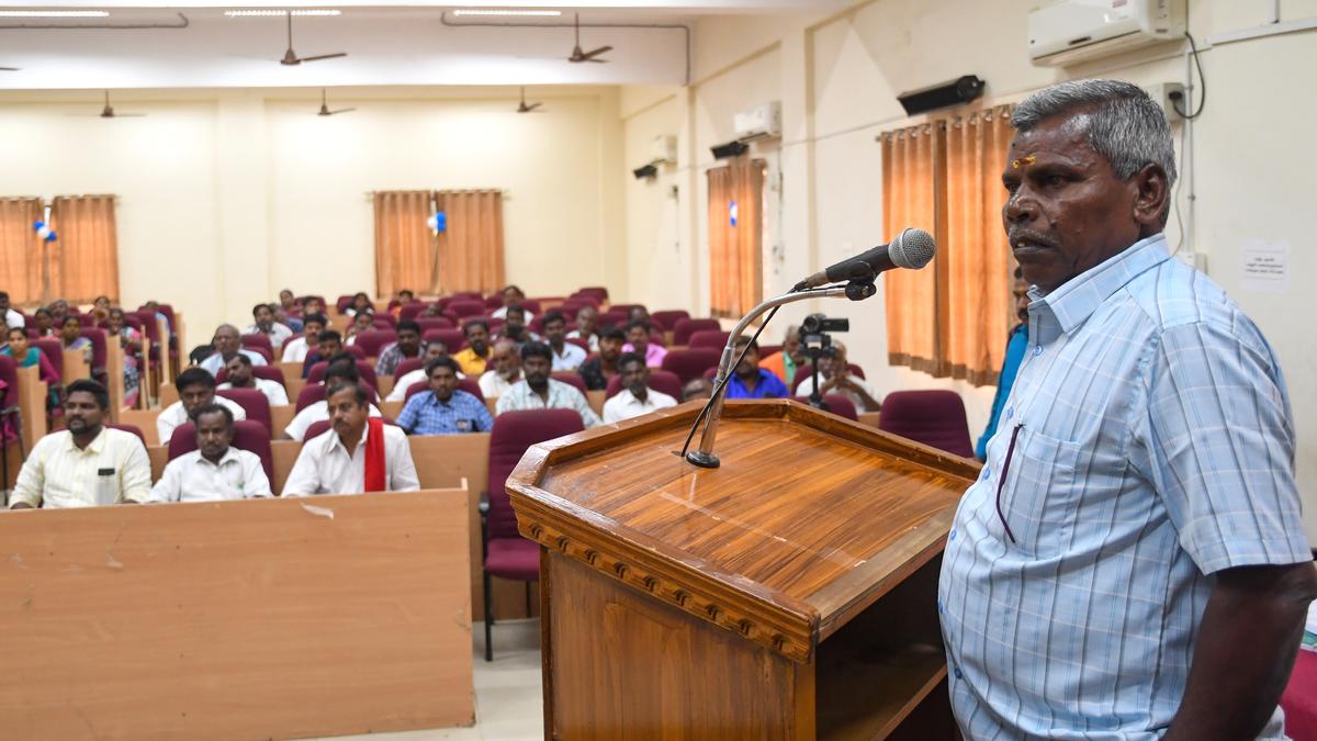 Sanitary workers share their grievances at public hearing