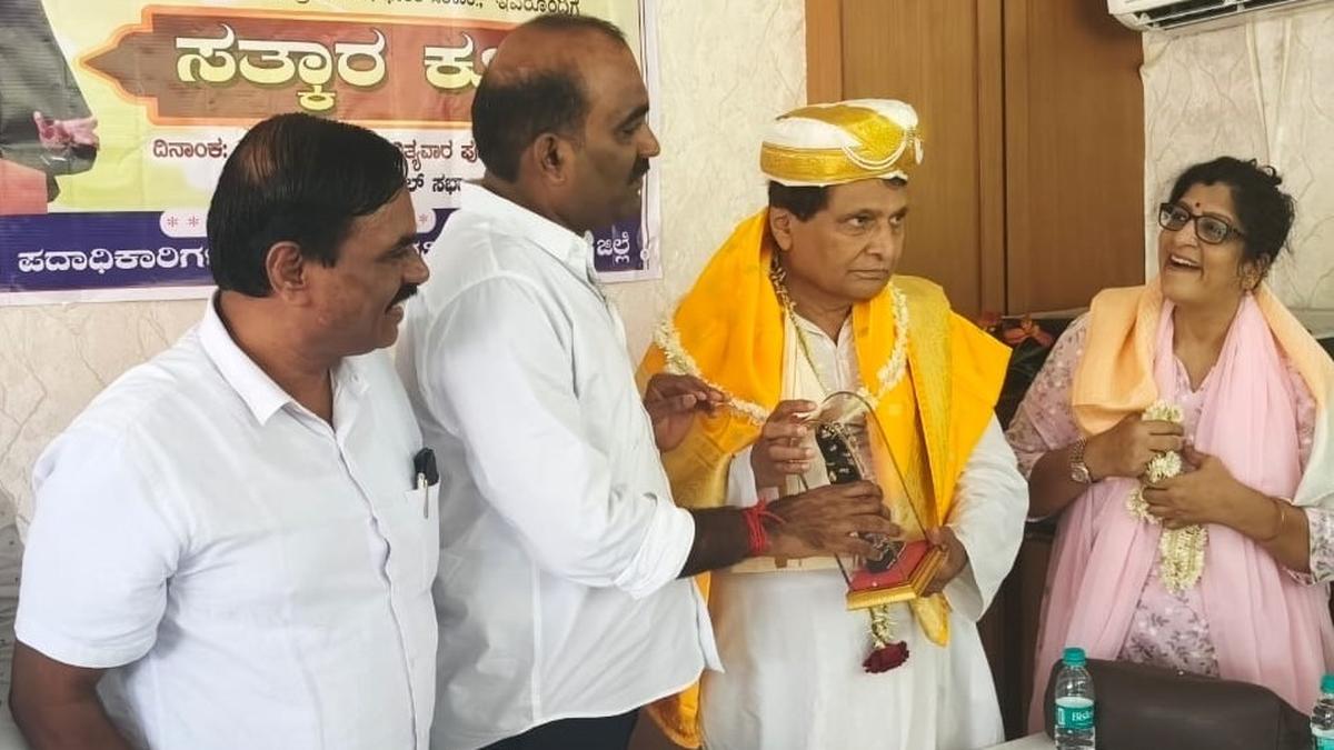 Draft National Cooperation Policy will emphasise on adopting uniform technology, says Suresh Prabhu