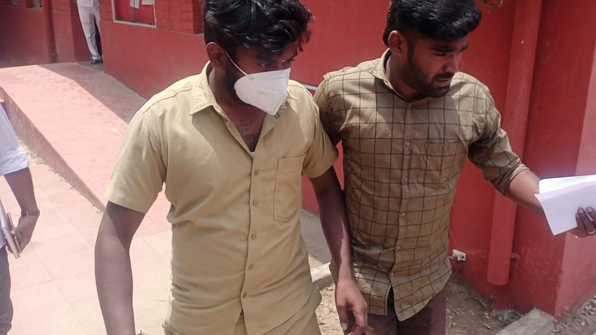 Ambasamudram custodial torture | ASP Balveer Singh suspended, one torture victim does a volte-face