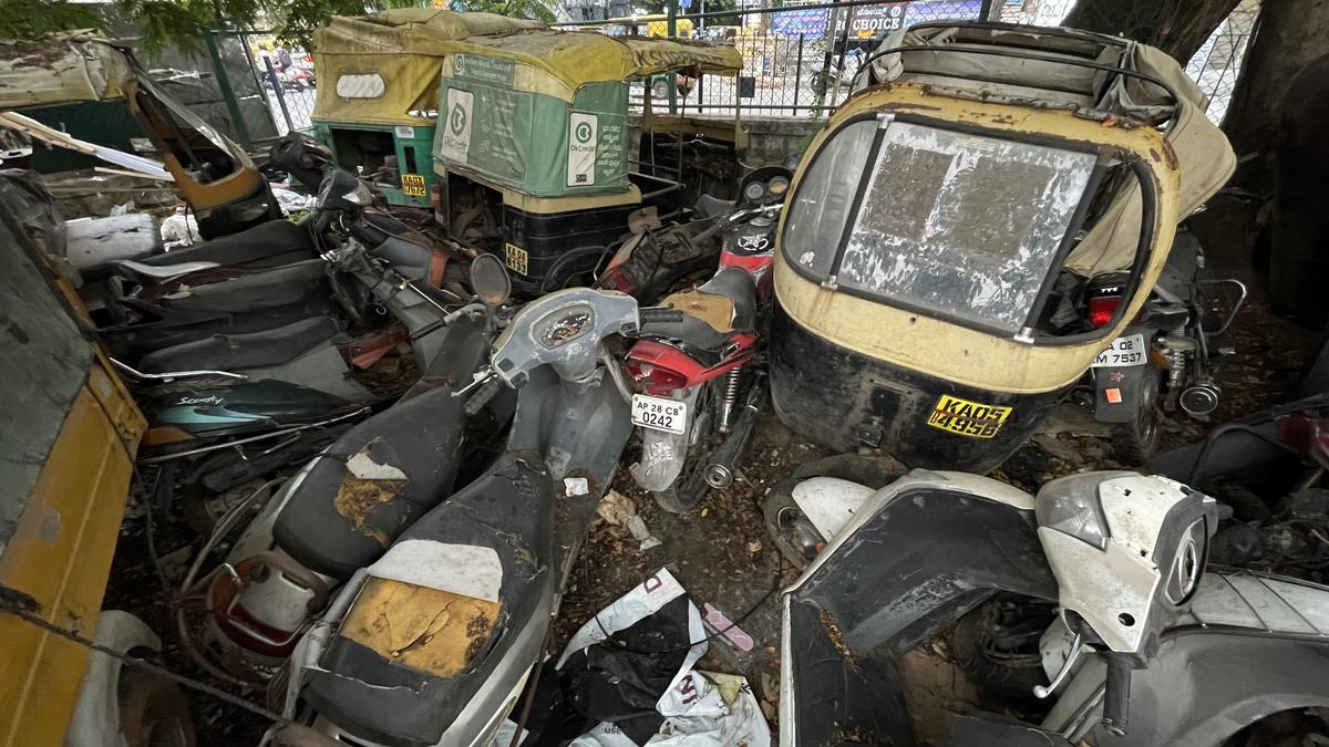 Karnataka High Court reduces time period to auction unclaimed vehicles