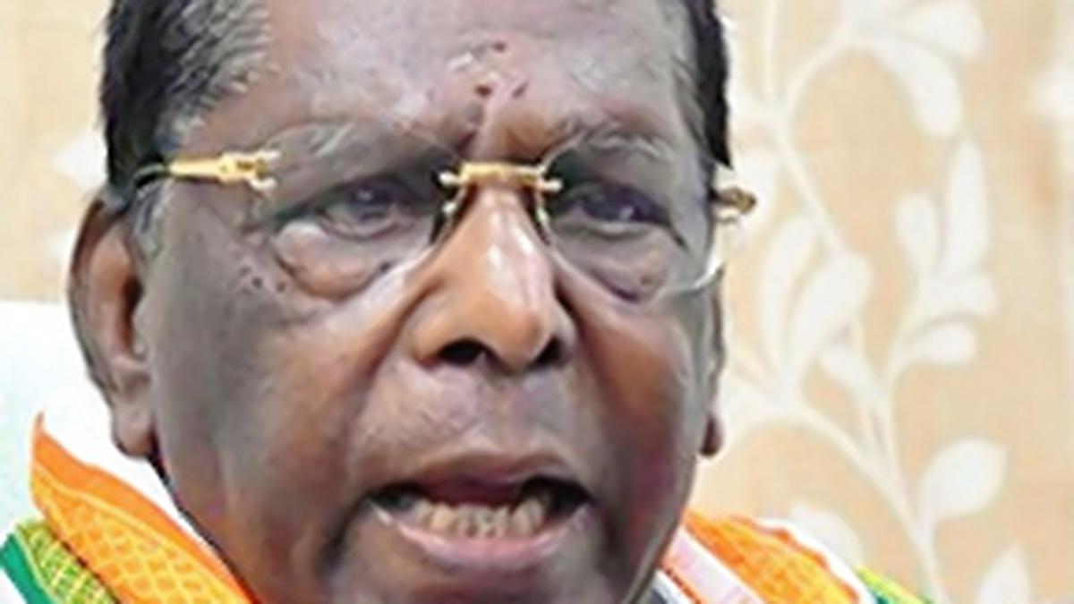 T.N. Assembly should pass resolution to disqualify Governor, says former Puducherry CM Narayanasamy